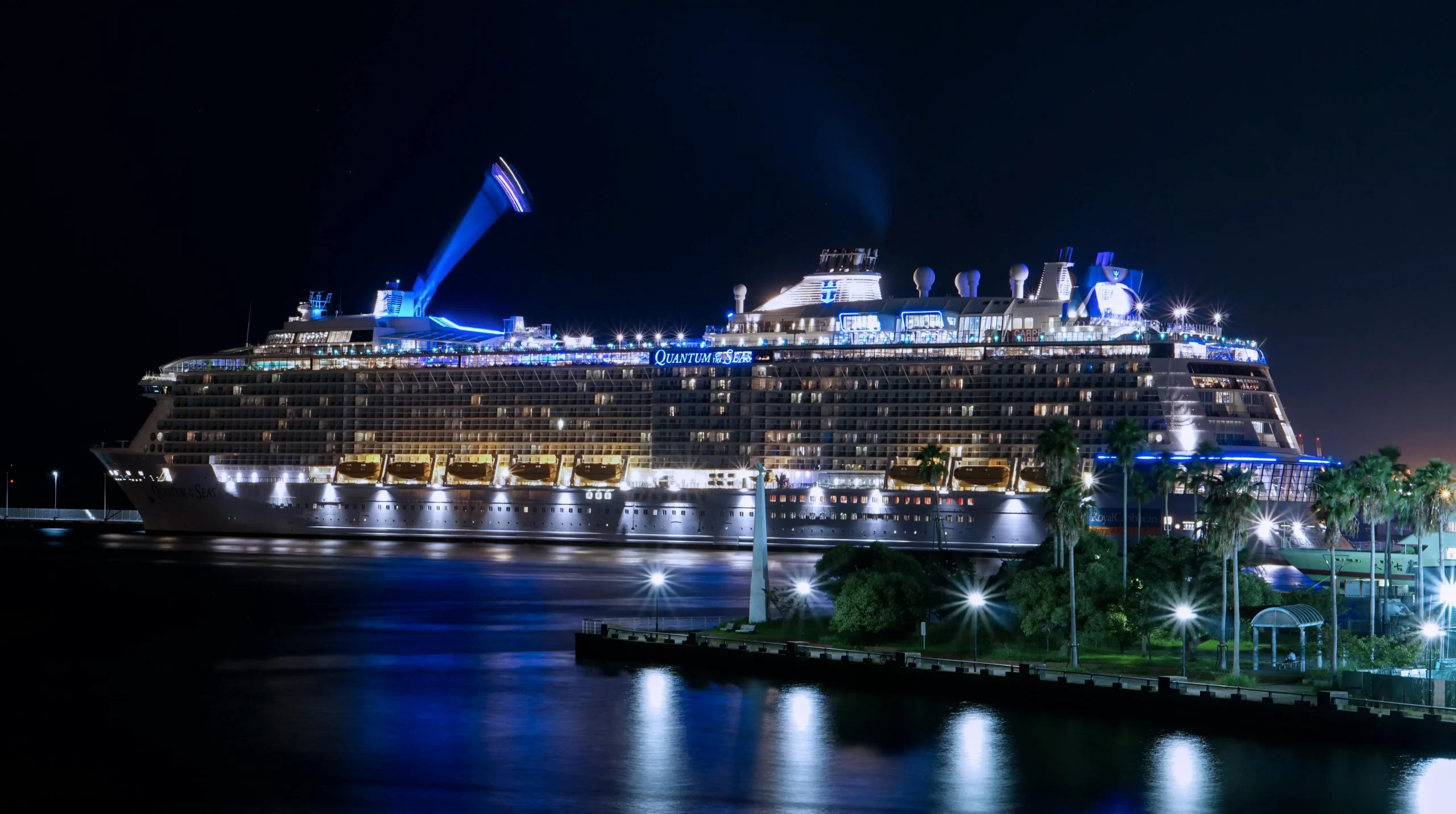 The Best Family Cruises for 2025 Stress-Free Vacations for Every Age - Vaughn Vacations - Photo by Sơn Bờm.